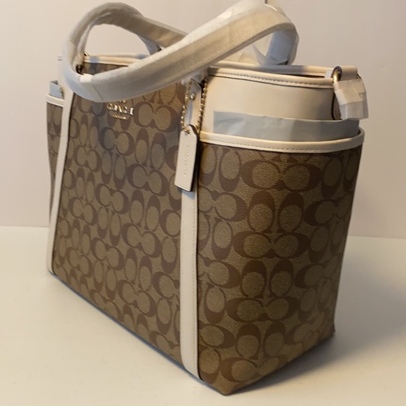 Coach Signature Baby Bag iM/Chalk NWT - Picture 5 of 11
